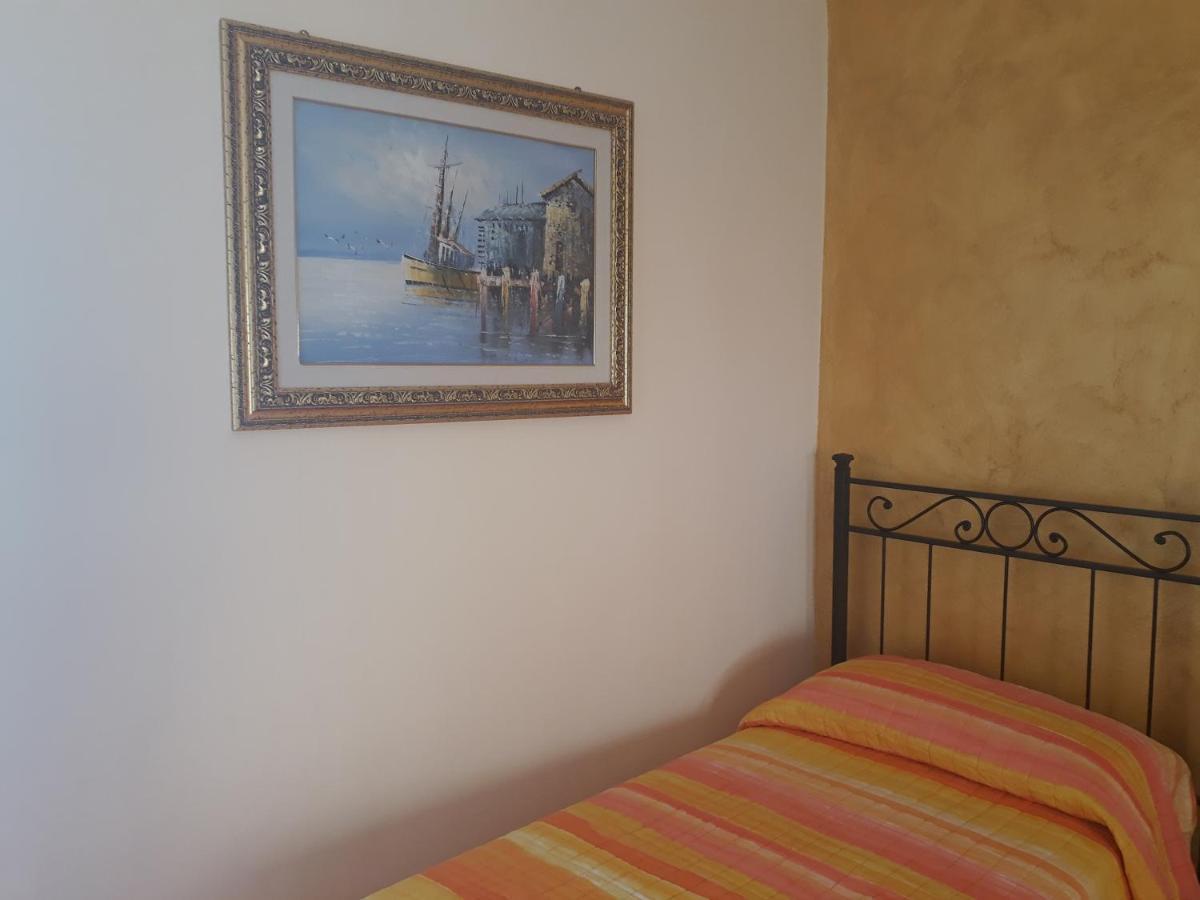 Bed and Breakfast L'Antico Faro Castelsardo Exterior foto