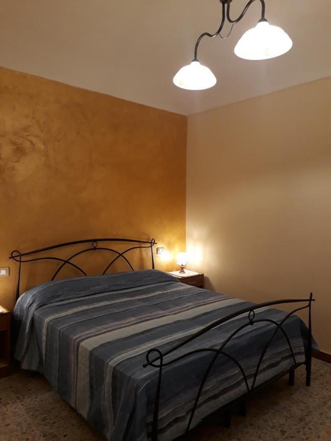 Bed and Breakfast L'Antico Faro Castelsardo Exterior foto