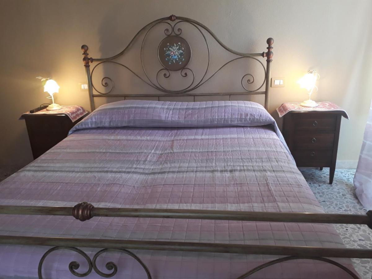 Bed and Breakfast L'Antico Faro Castelsardo Exterior foto
