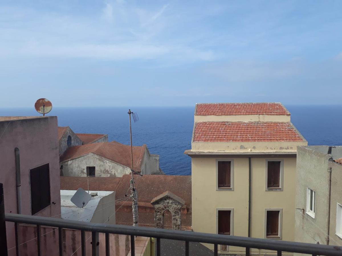 Bed and Breakfast L'Antico Faro Castelsardo Exterior foto