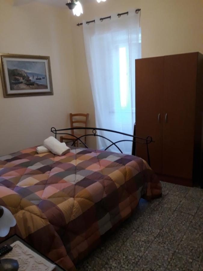 Bed and Breakfast L'Antico Faro Castelsardo Exterior foto